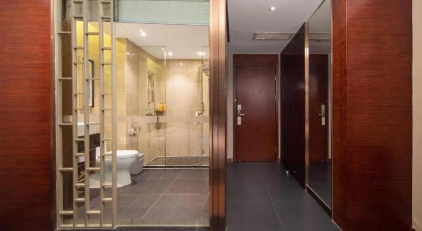 Echeng Hotel Wuhan Optics Valley Square Yangjiawan Metro Station