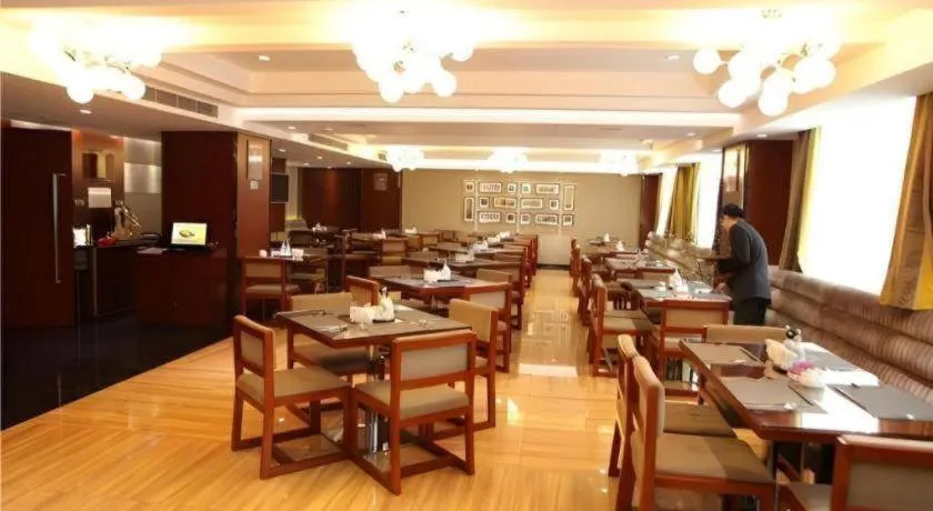 Echeng Hotel Wuhan Optics Valley Square Yangjiawan Metro Station