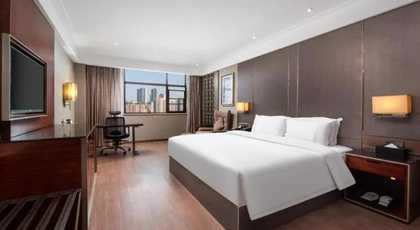 Bed in Echeng Hotel Wuhan Optics Valley Square Yangjiawan Metro Station