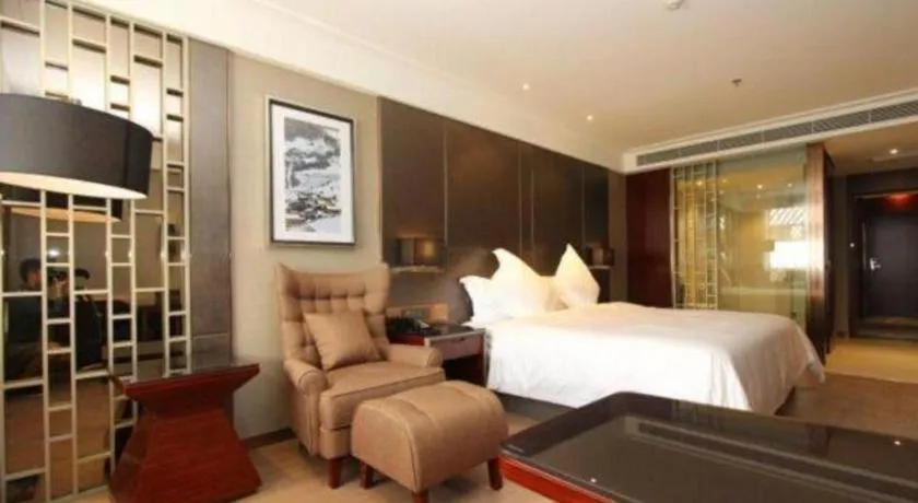 Bed in Echeng Hotel Wuhan Optics Valley Square Yangjiawan Metro Station