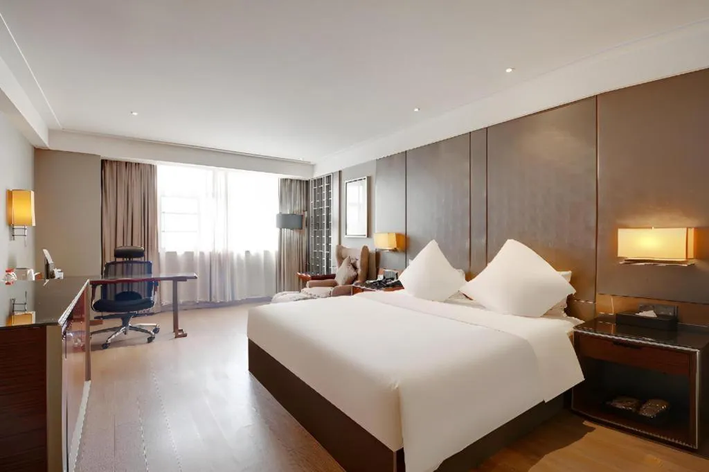 Bed in Echeng Hotel Wuhan Optics Valley Square Yangjiawan Metro Station