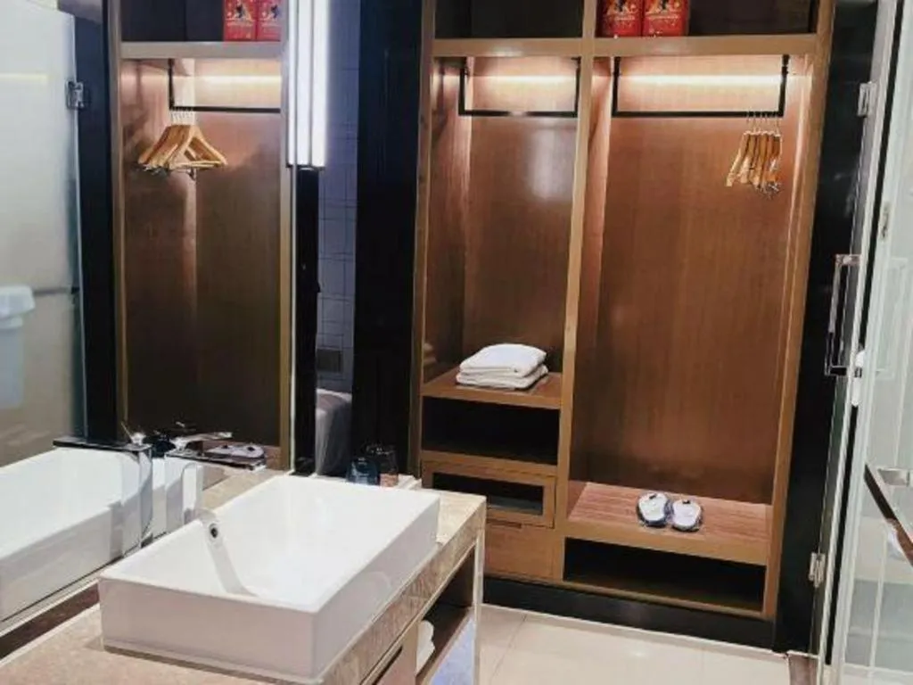 Echarm Hotel Jinan Railway Station Daming Lake