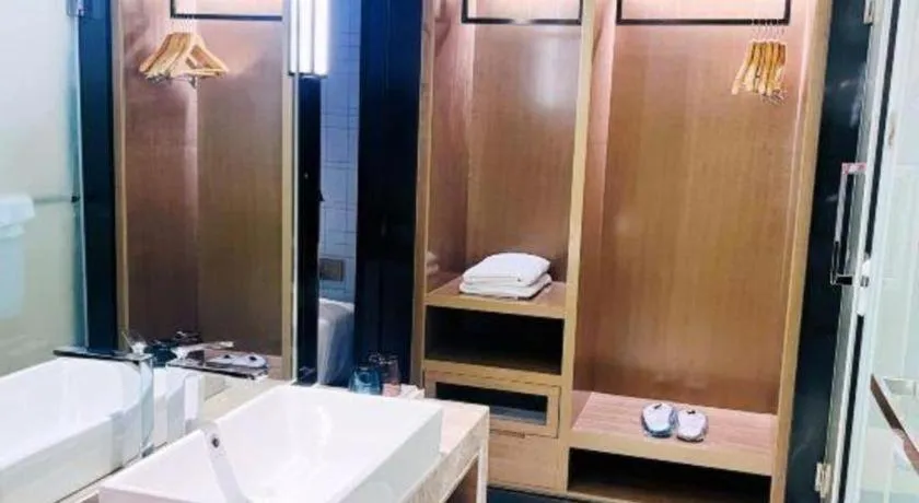 Echarm Hotel Jinan Railway Station Daming Lake