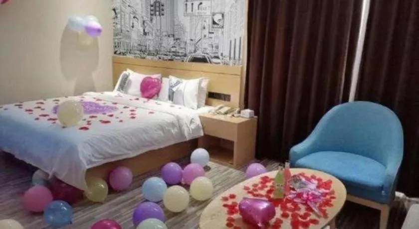 Bed in City Comfort Inn Beiliu Bus Terminal