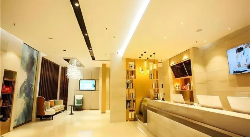 City Comfort Inn Wuzhou Municipal Square