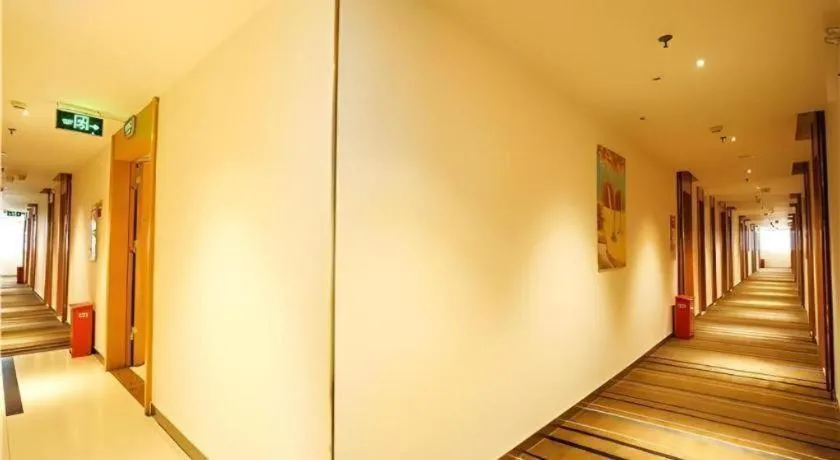 City Comfort Inn Wuzhou Municipal Square