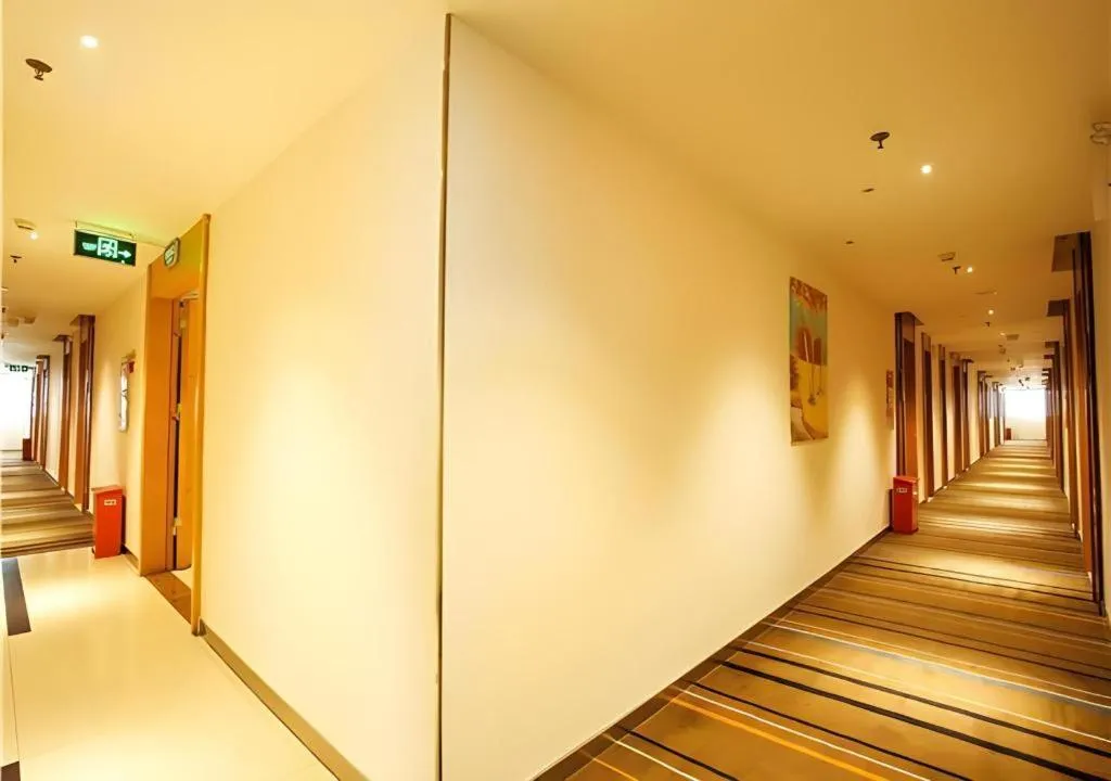 City Comfort Inn Wuzhou Municipal Square