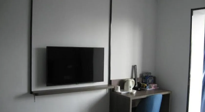 7 Days Premium Changchun Renmin NorthEast Normal University Pingquan Road