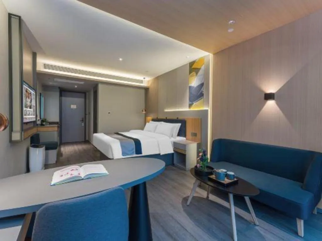 Bed in Home Inn Selected Guangzhou Zhujiang New Town Wuyangcun Metro Station