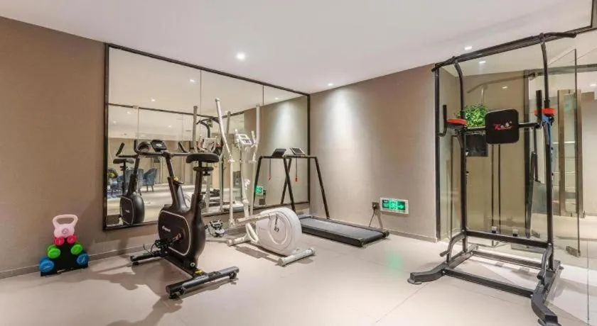 Home Inn Selected Guangzhou Zhujiang New Town Wuyangcun Metro Station