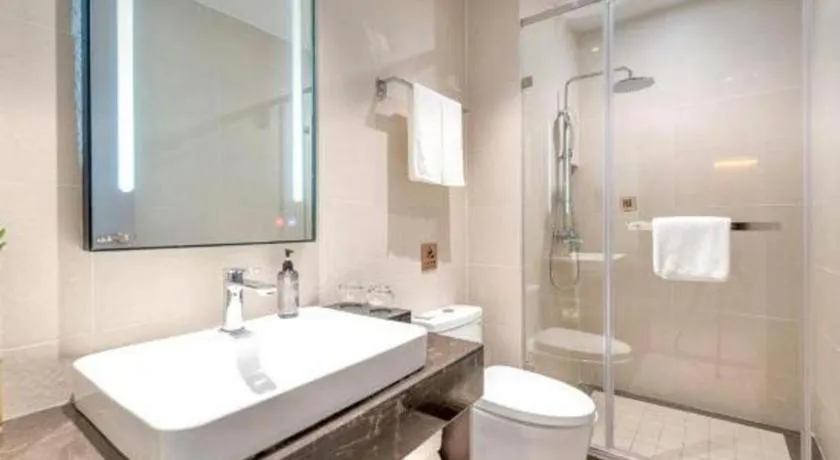 Home Inn Selected Guangzhou Zhujiang New Town Wuyangcun Metro Station