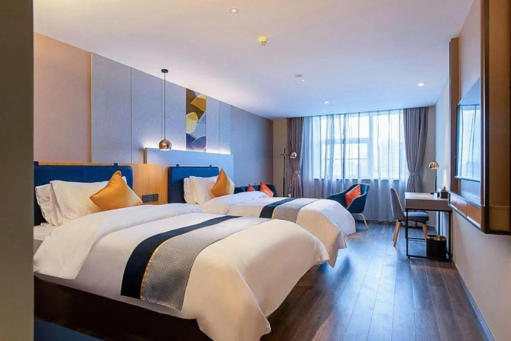 Bed in Home Inn Selected Guangzhou Zhujiang New Town Wuyangcun Metro Station