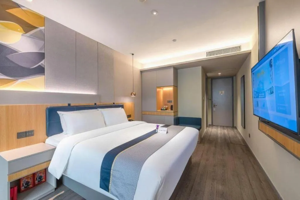 Bed in Home Inn Selected Guangzhou Zhujiang New Town Wuyangcun Metro Station