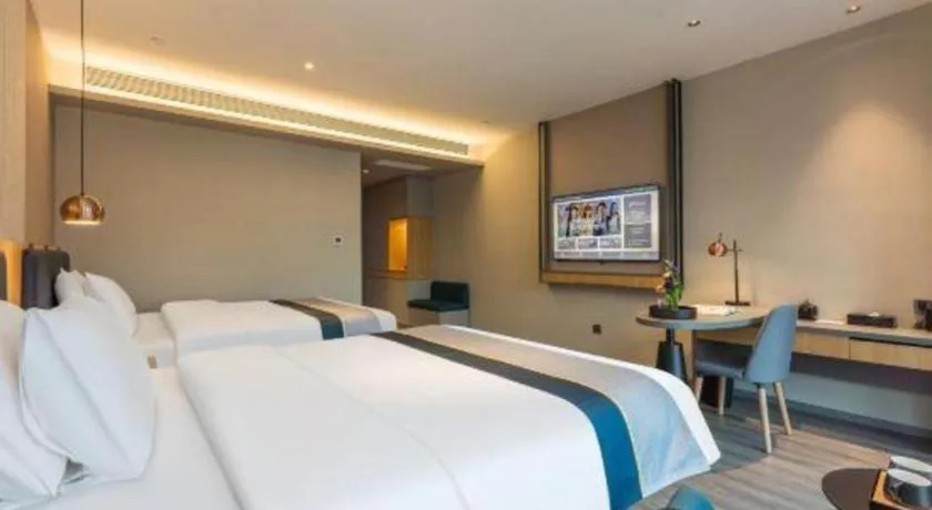 Bed in Home Inn Selected Guangzhou Zhujiang New Town Wuyangcun Metro Station