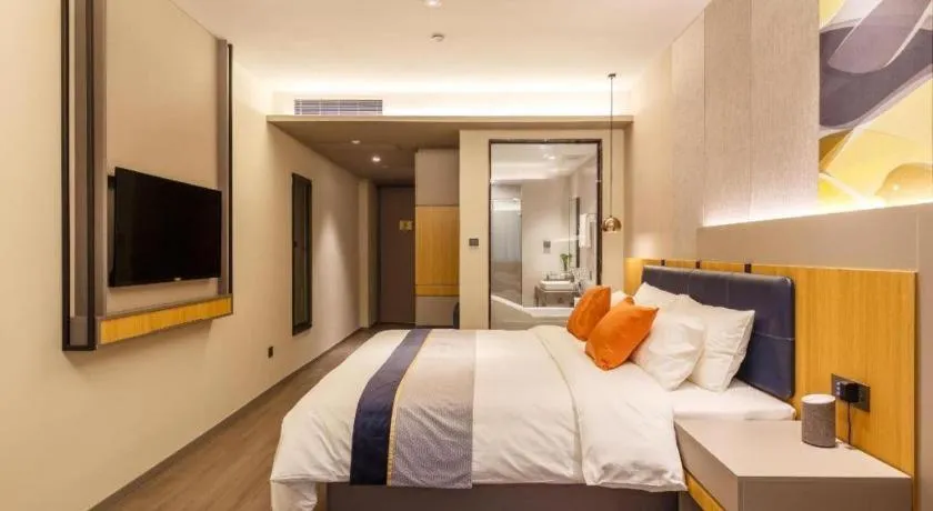 Bed in Home Inn Selected Guangzhou Zhujiang New Town Wuyangcun Metro Station