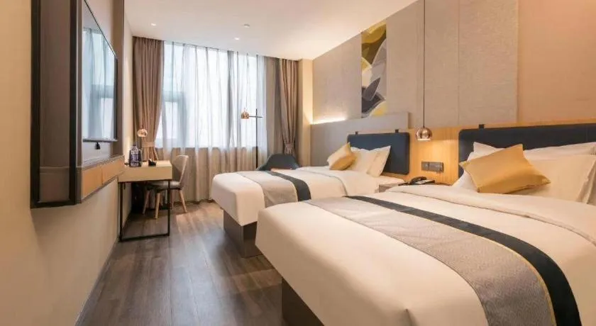 Bed in Home Inn Selected Guangzhou Zhujiang New Town Wuyangcun Metro Station