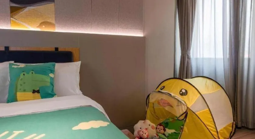 Bed in Home Inn Selected Guangzhou Zhujiang New Town Wuyangcun Metro Station