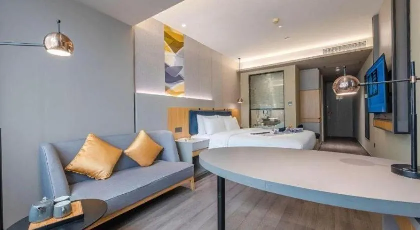 Bed in Home Inn Selected Guangzhou Zhujiang New Town Wuyangcun Metro Station