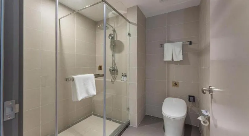 Home Inn Selected Guangzhou Zhujiang New Town Wuyangcun Metro Station