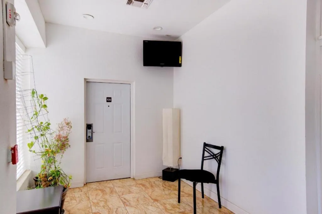 Hotel O Dilley Main St TX