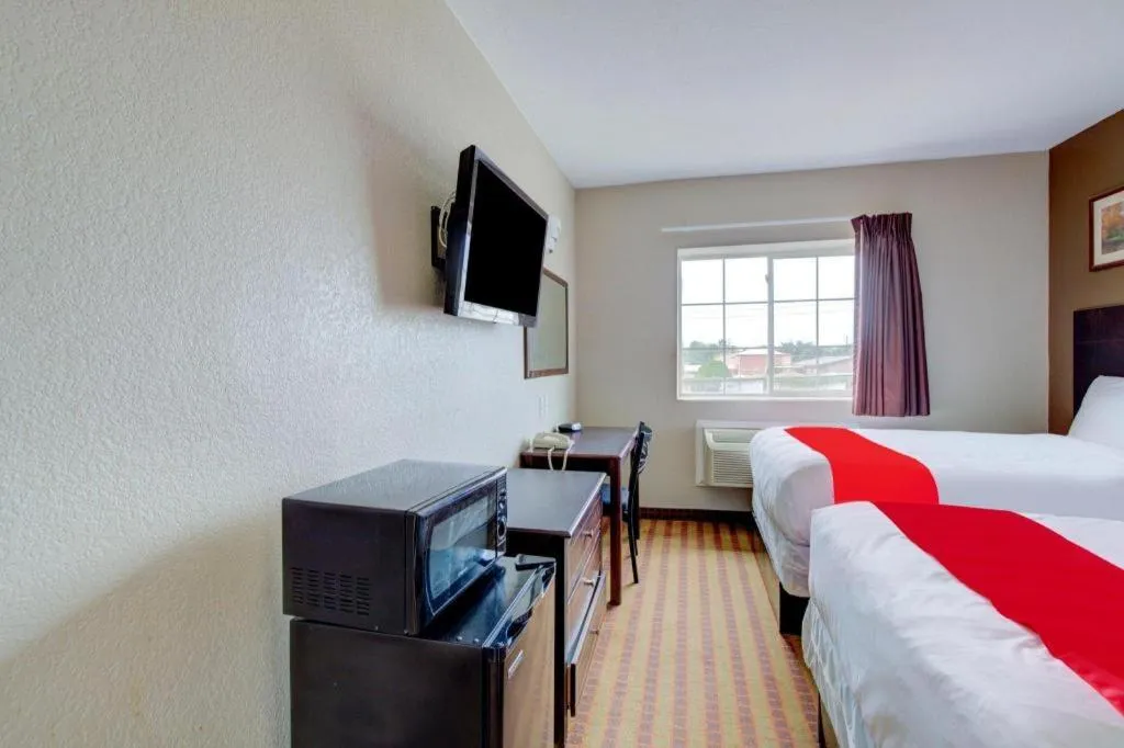 Bed in Hotel O Dilley Main St TX