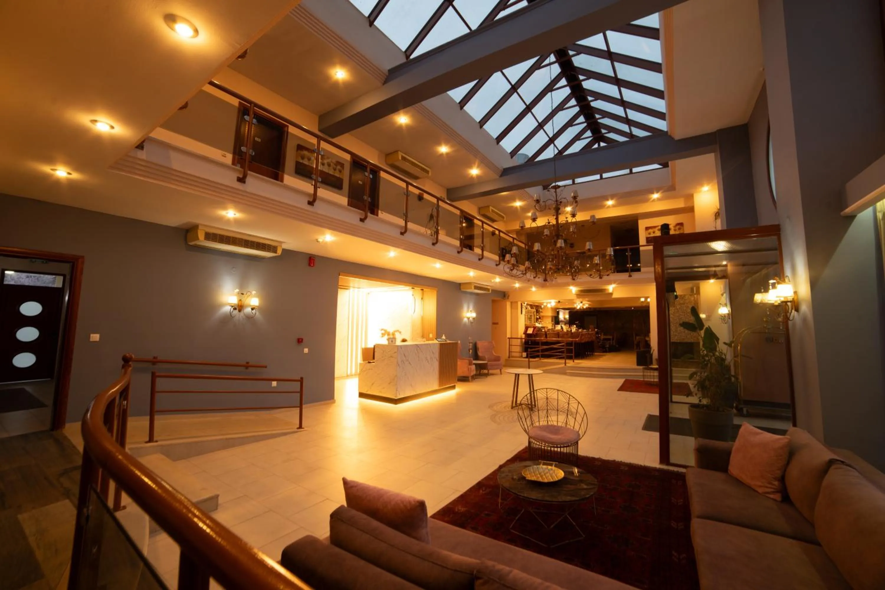 4 Epoxes Hotel Spa