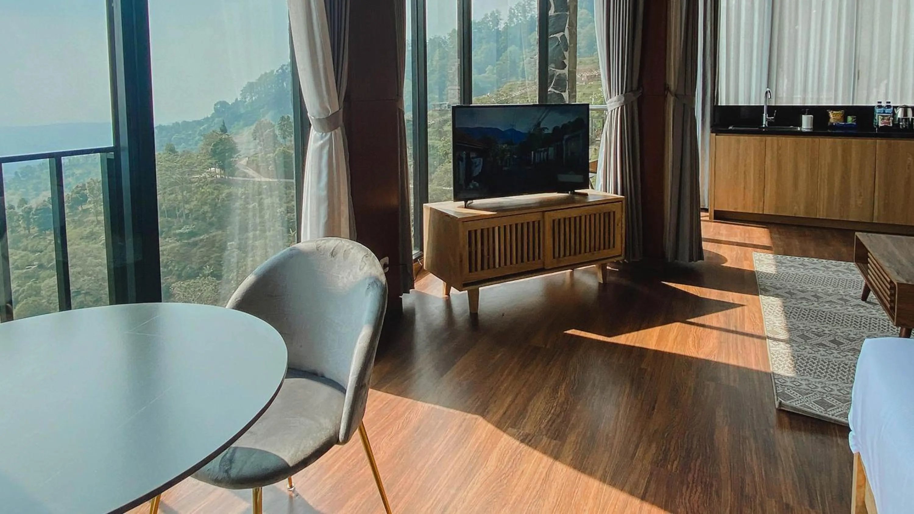 TV and multimedia in Damar Langit Resort