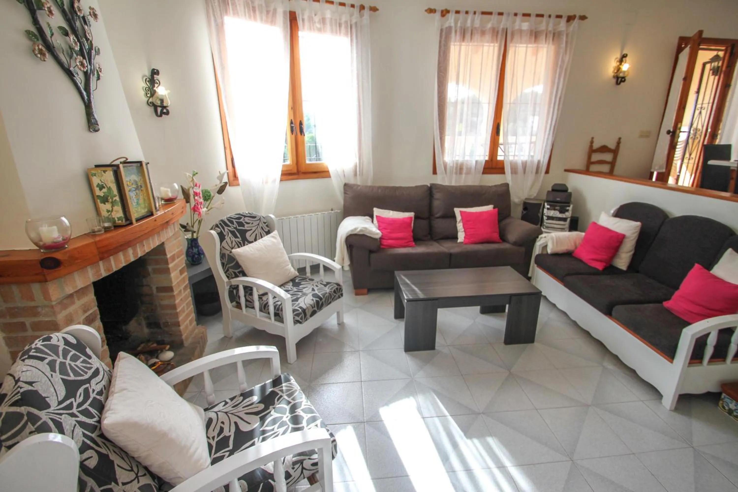 Kanky 6 - modern, well-equipped villa with private pool in Benissa coast