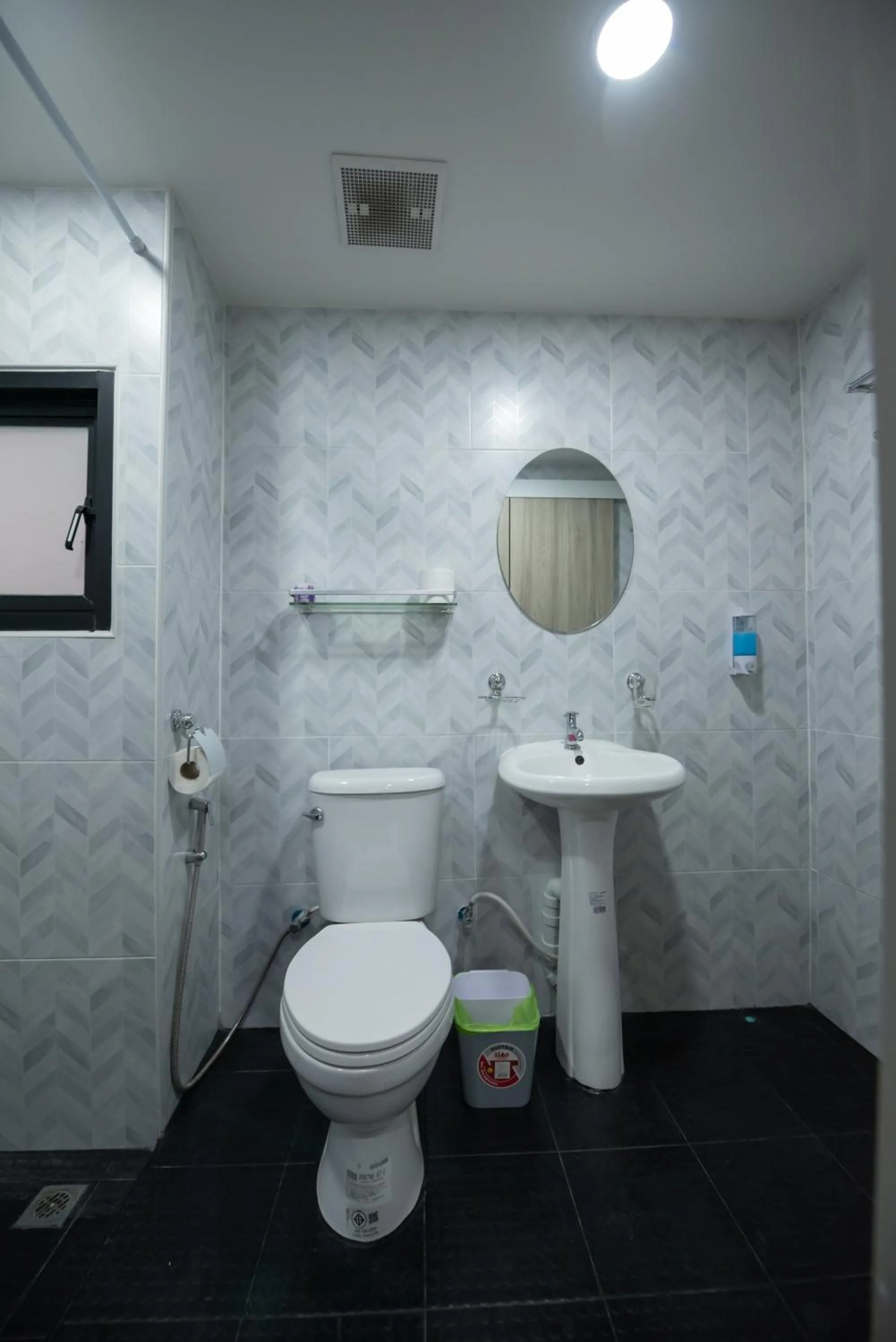 Bathroom in SkyLink Homes - Pattunaam - Airport Link & BTS Chidlom