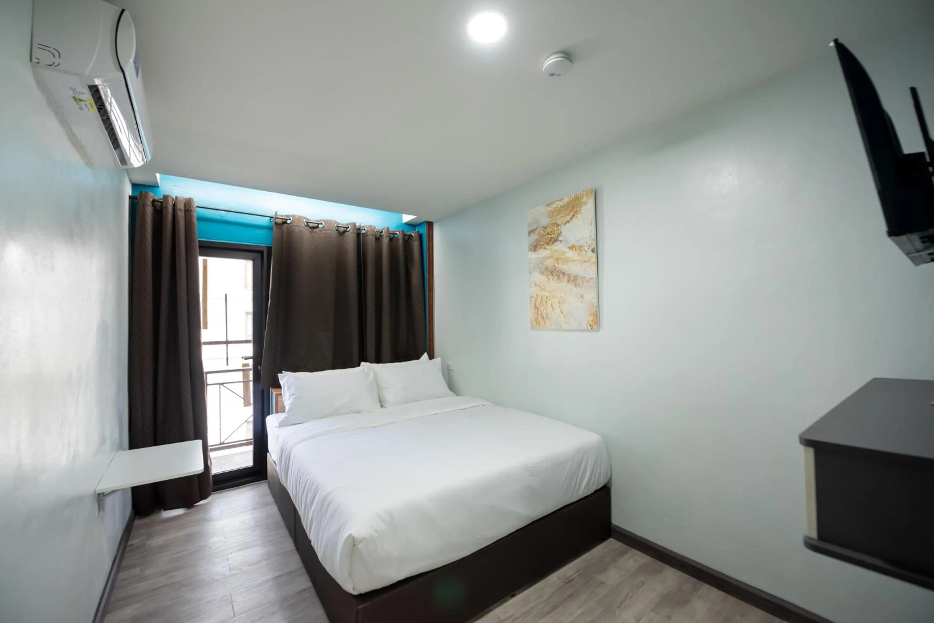 Bedroom, Bed in SkyLink Homes - Pattunaam - Airport Link & BTS Chidlom