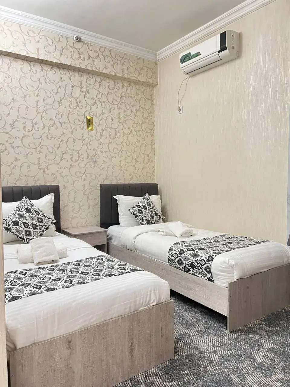 Twin Room - single occupancy in Orzu Hotel Twin Room - single occupancy in Orzu Hotel