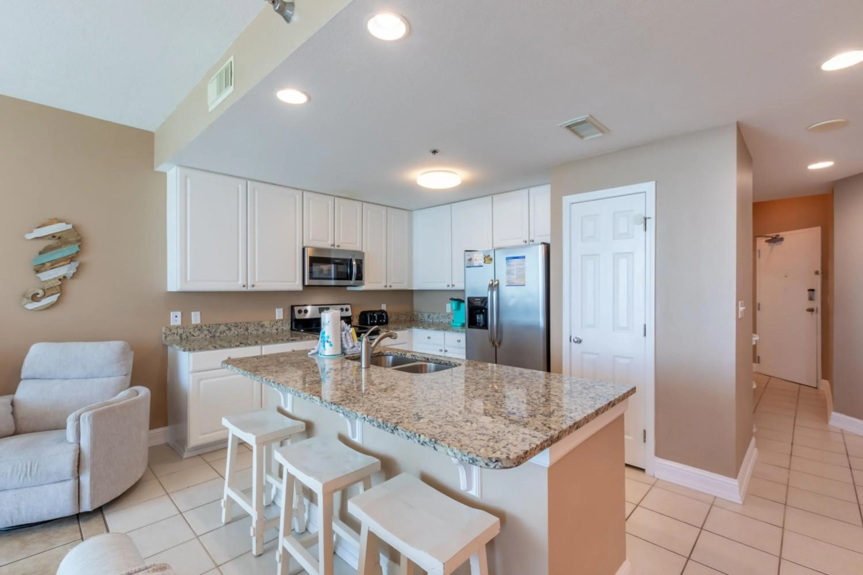 Kitchen or kitchenette in Lighthouse Condos Gulf Shores