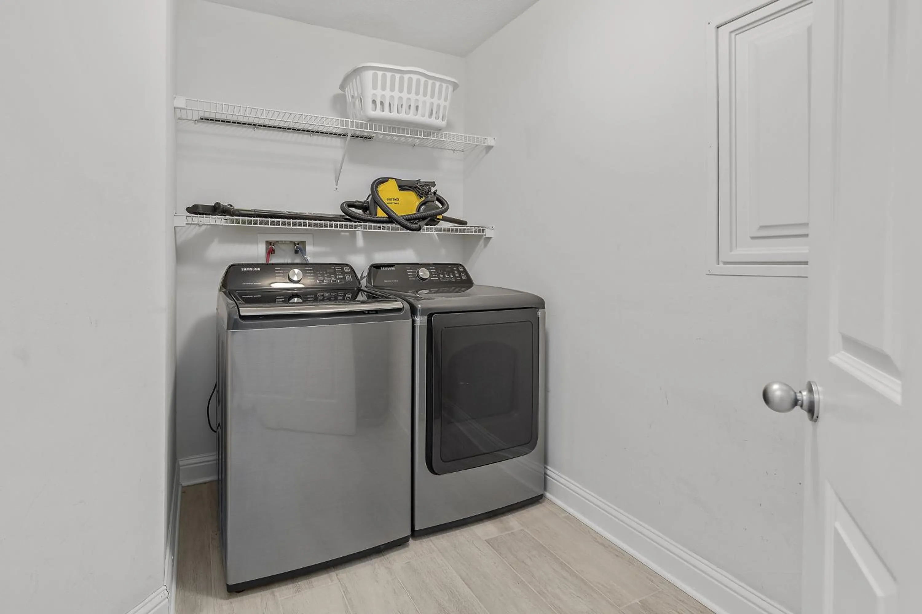 washing machine in Lighthouse Condos Gulf Shores