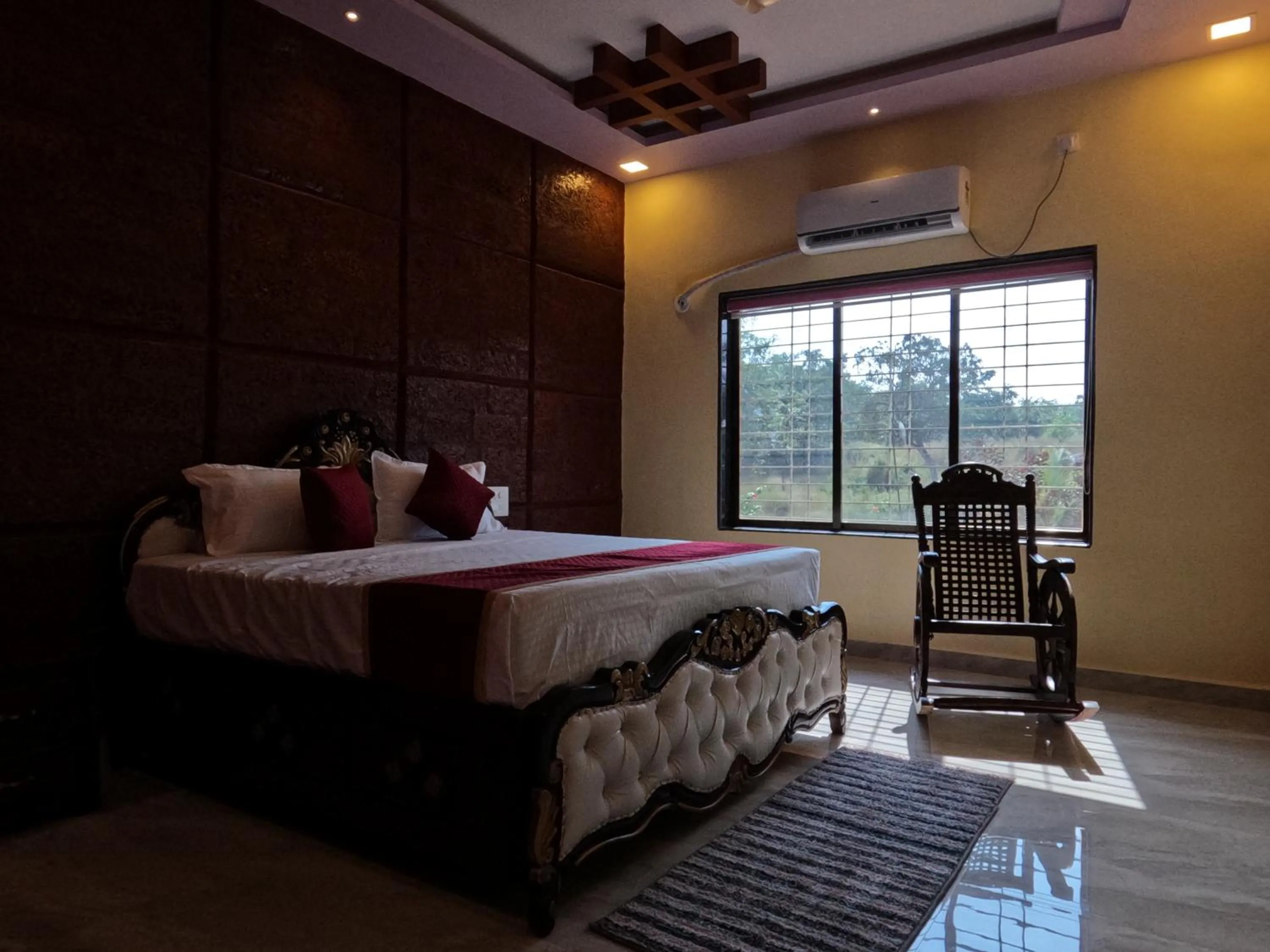Bedroom, Bed in Kokan Heritage Resort