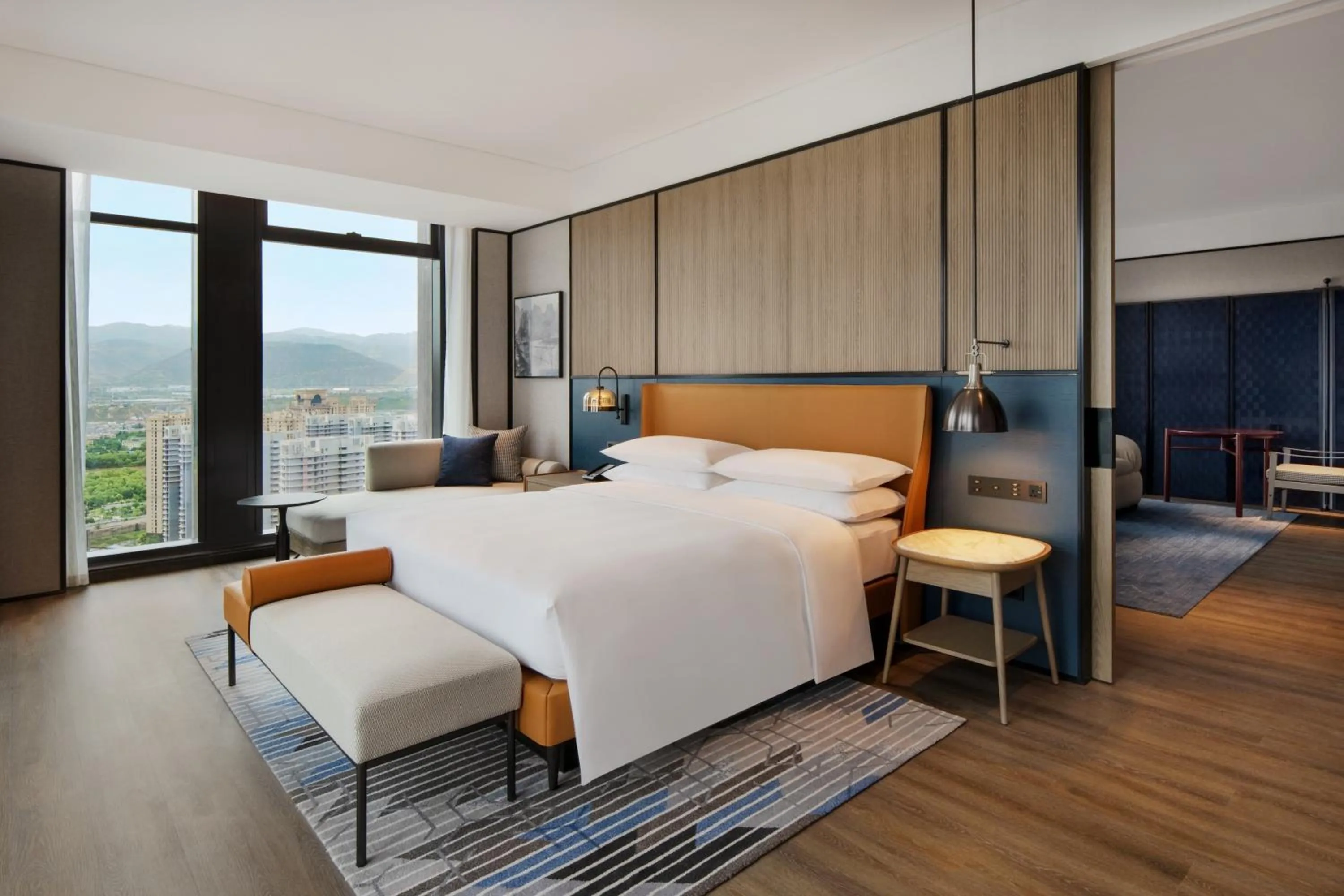 Property building, Bed in Sheraton Lanzhou Anning