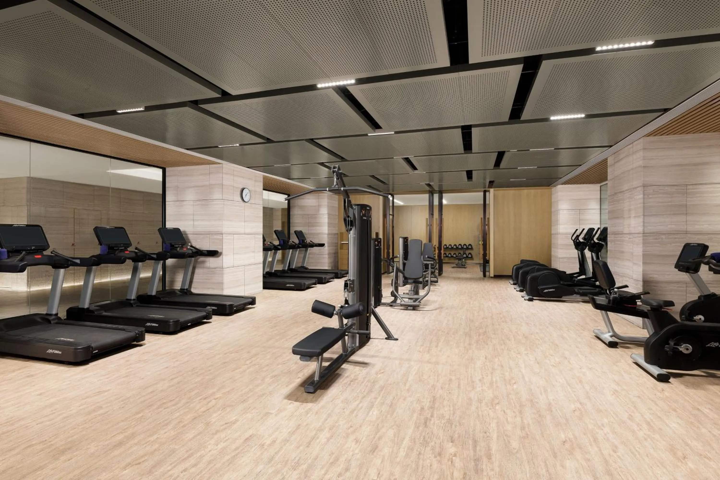 Fitness centre/facilities in Luoyang Marriott Hotel