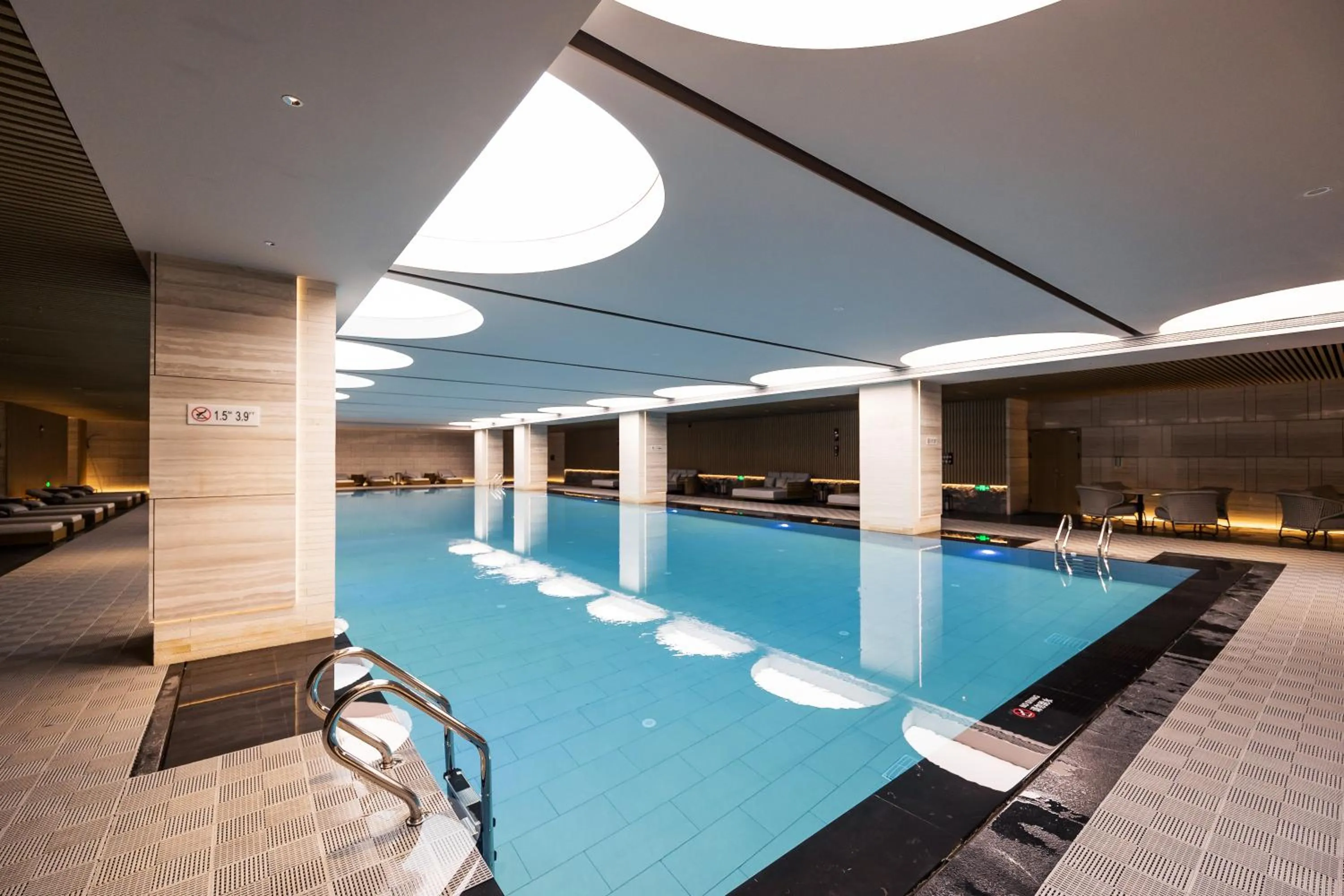 Fitness centre/facilities in Luoyang Marriott Hotel