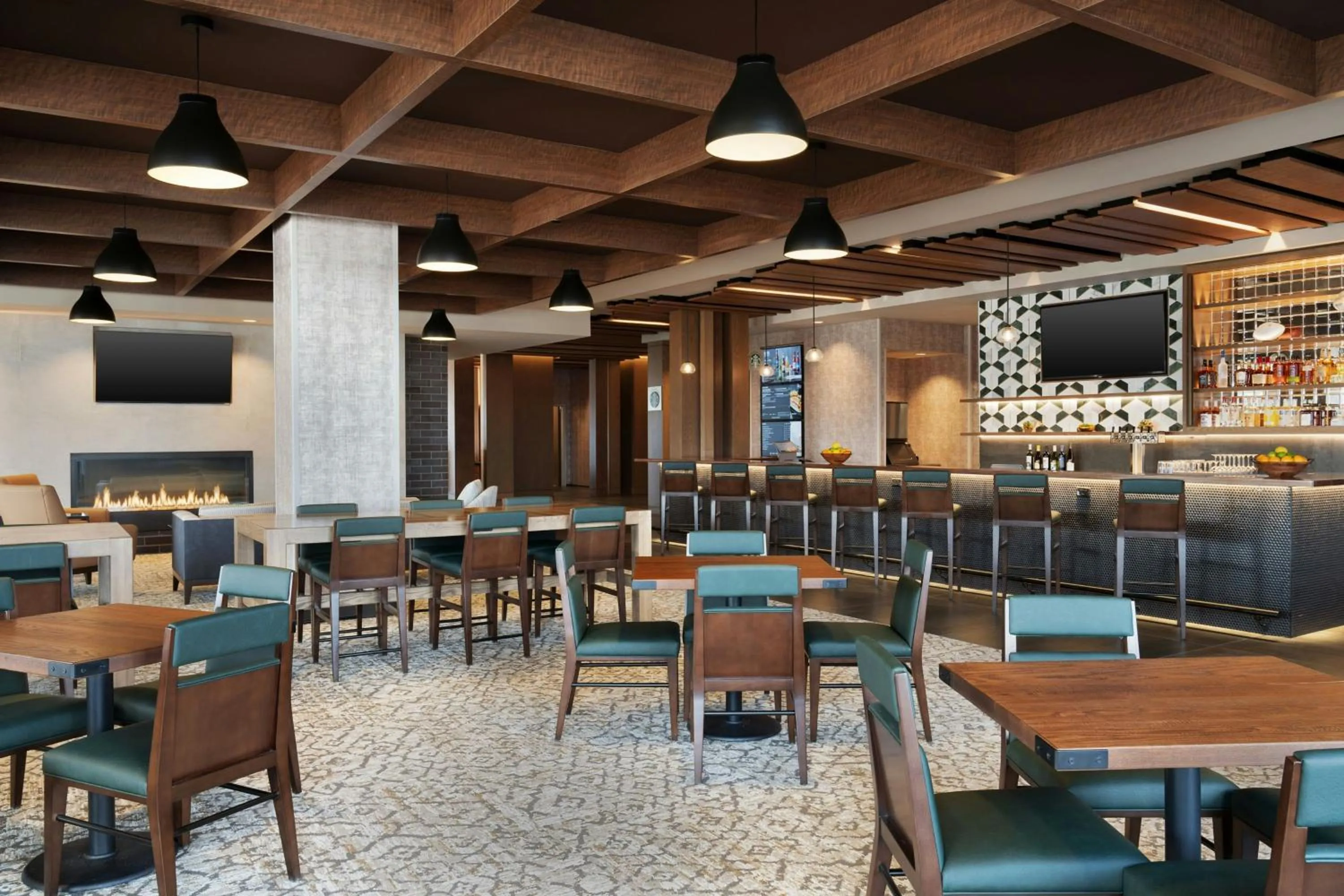 Lounge or bar in Courtyard by Marriott Milwaukee Brookfield at Poplar Creek