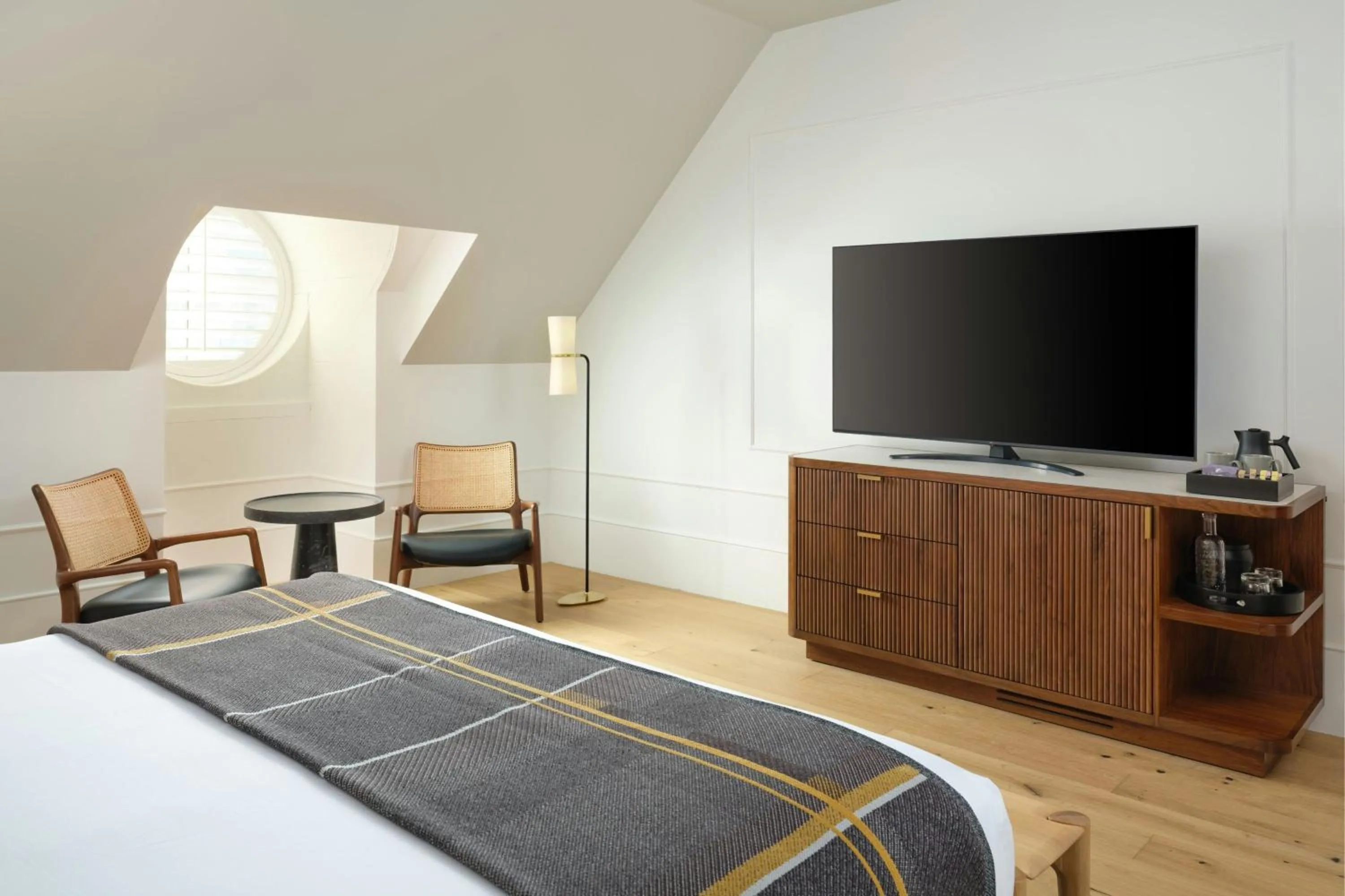 Photo of the whole room, Bed in Asher Adams, Autograph Collection