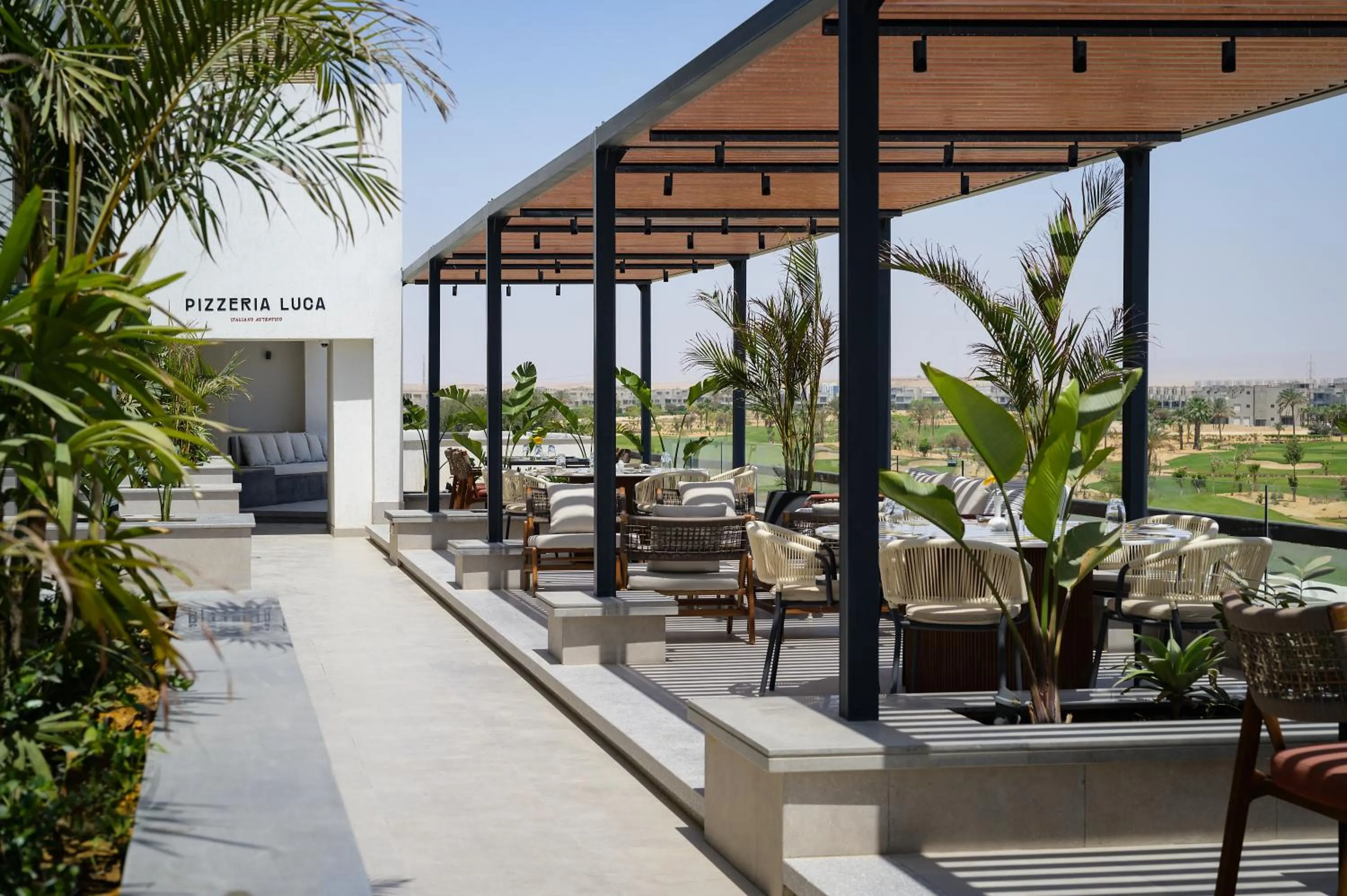 Restaurant/places to eat in The G Einbay Golf Resort