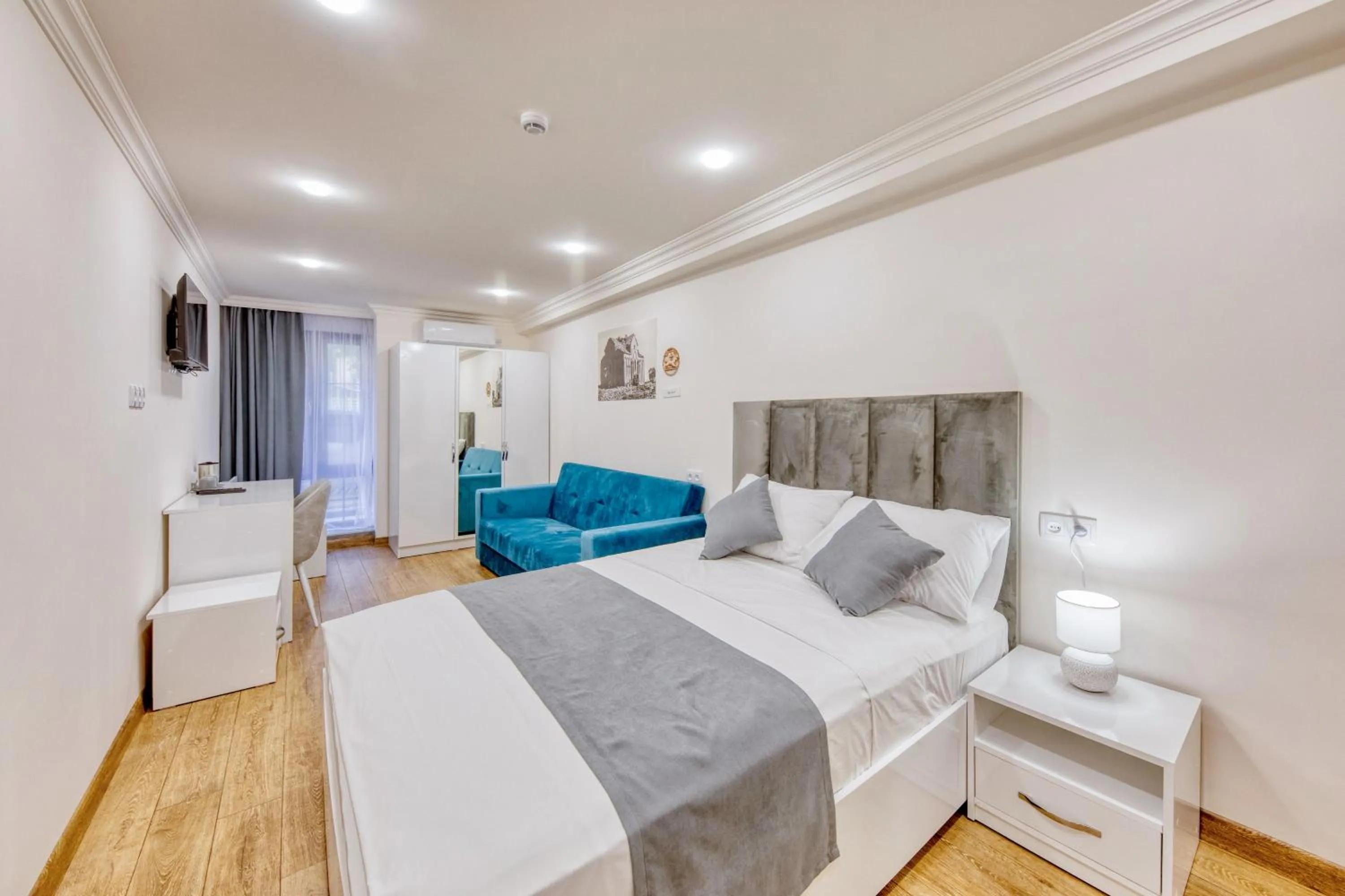 Bed in Maison Heritage Hotel