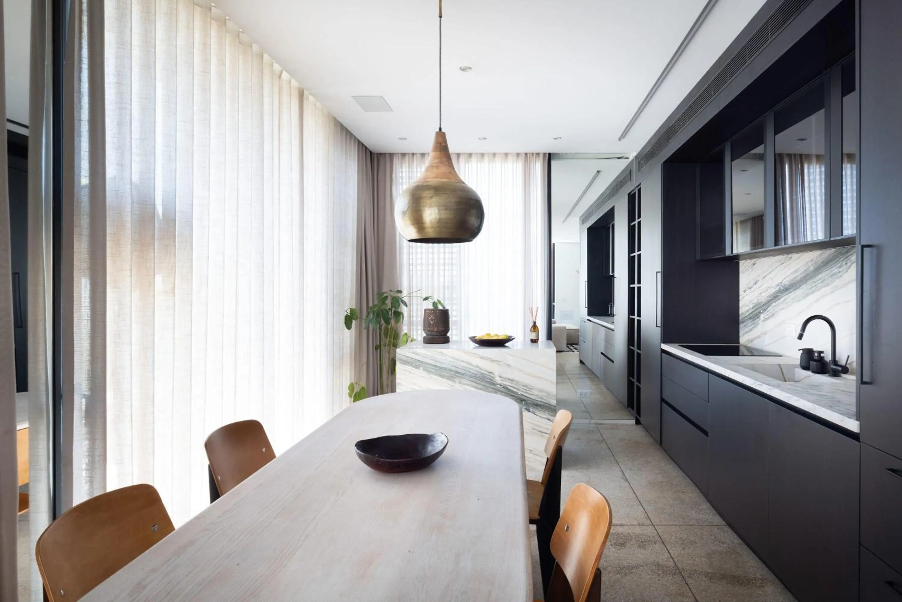 High Living Penthouse with Rooftop Pool