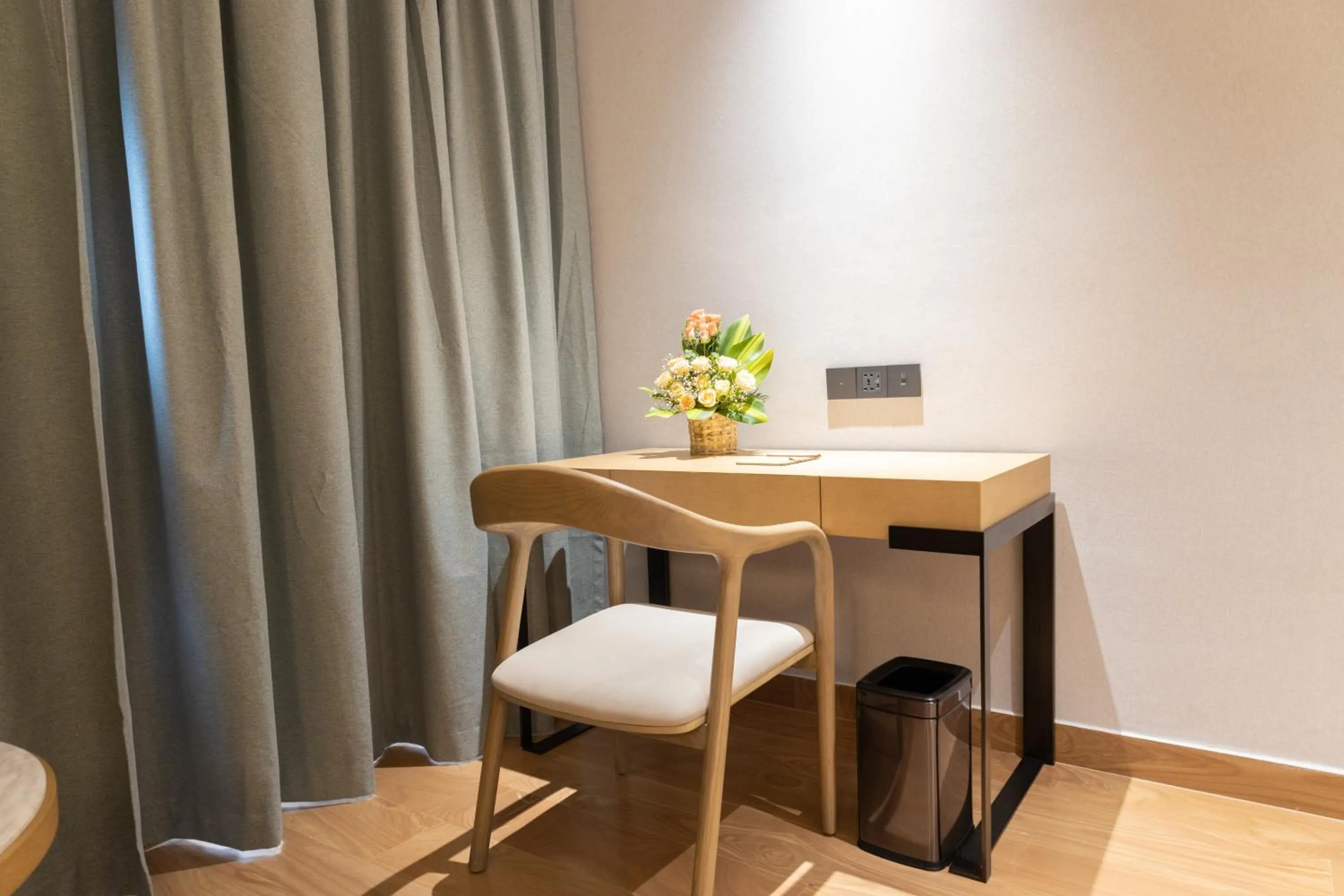 Seating area in Copper Leaf Hotels, Tirunelveli