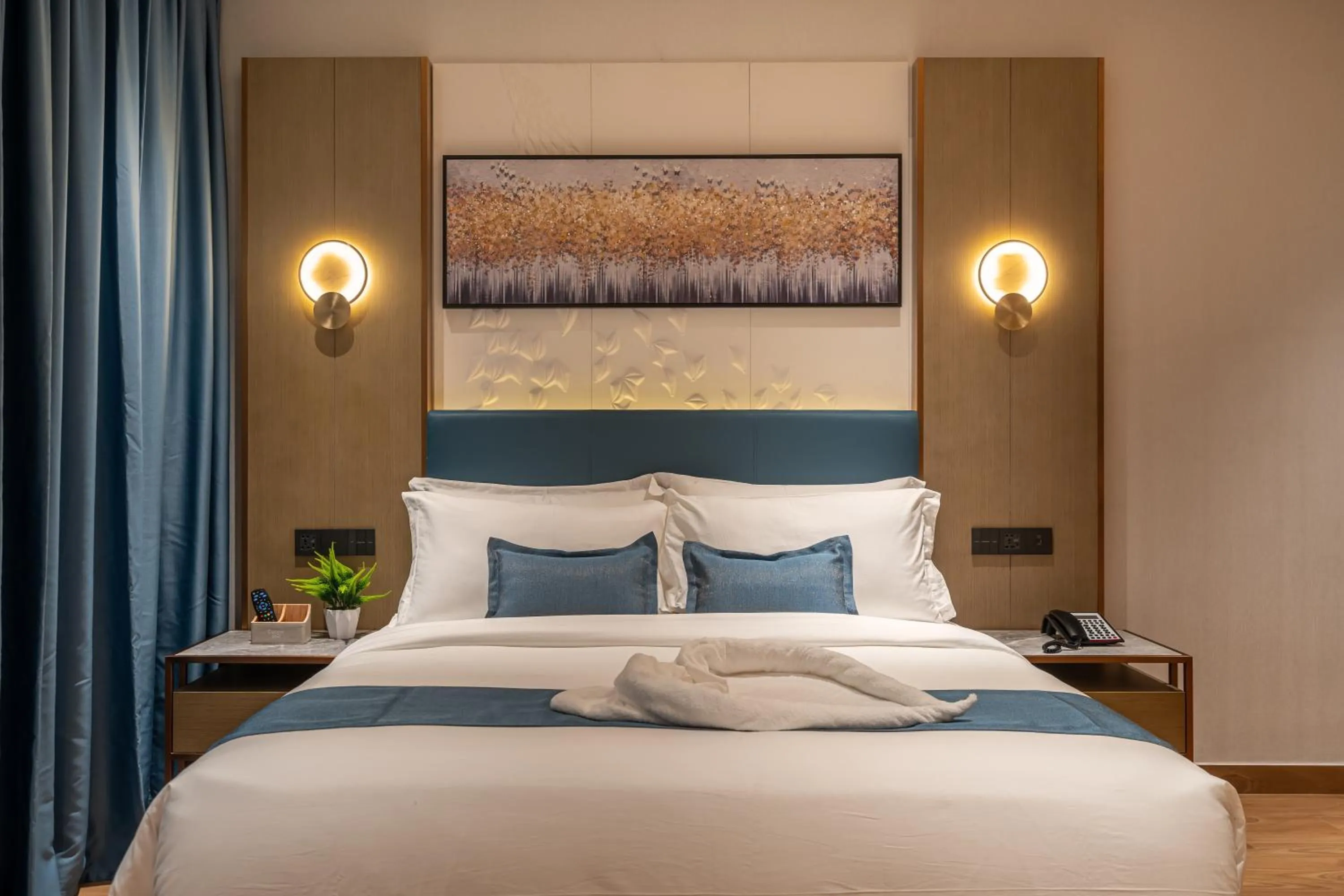 Bed in Copper Leaf Hotels, Tirunelveli