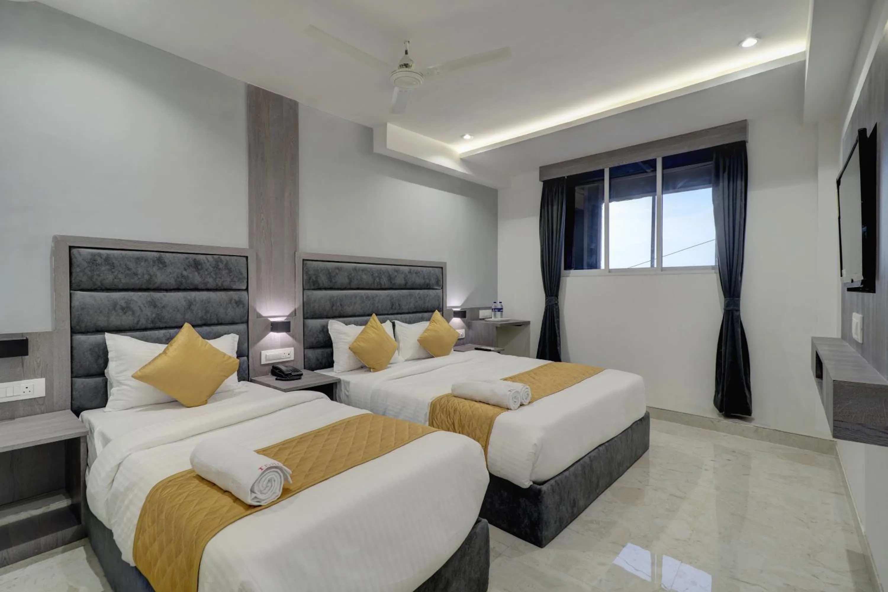 Bed in Hotel Isra International, BKC