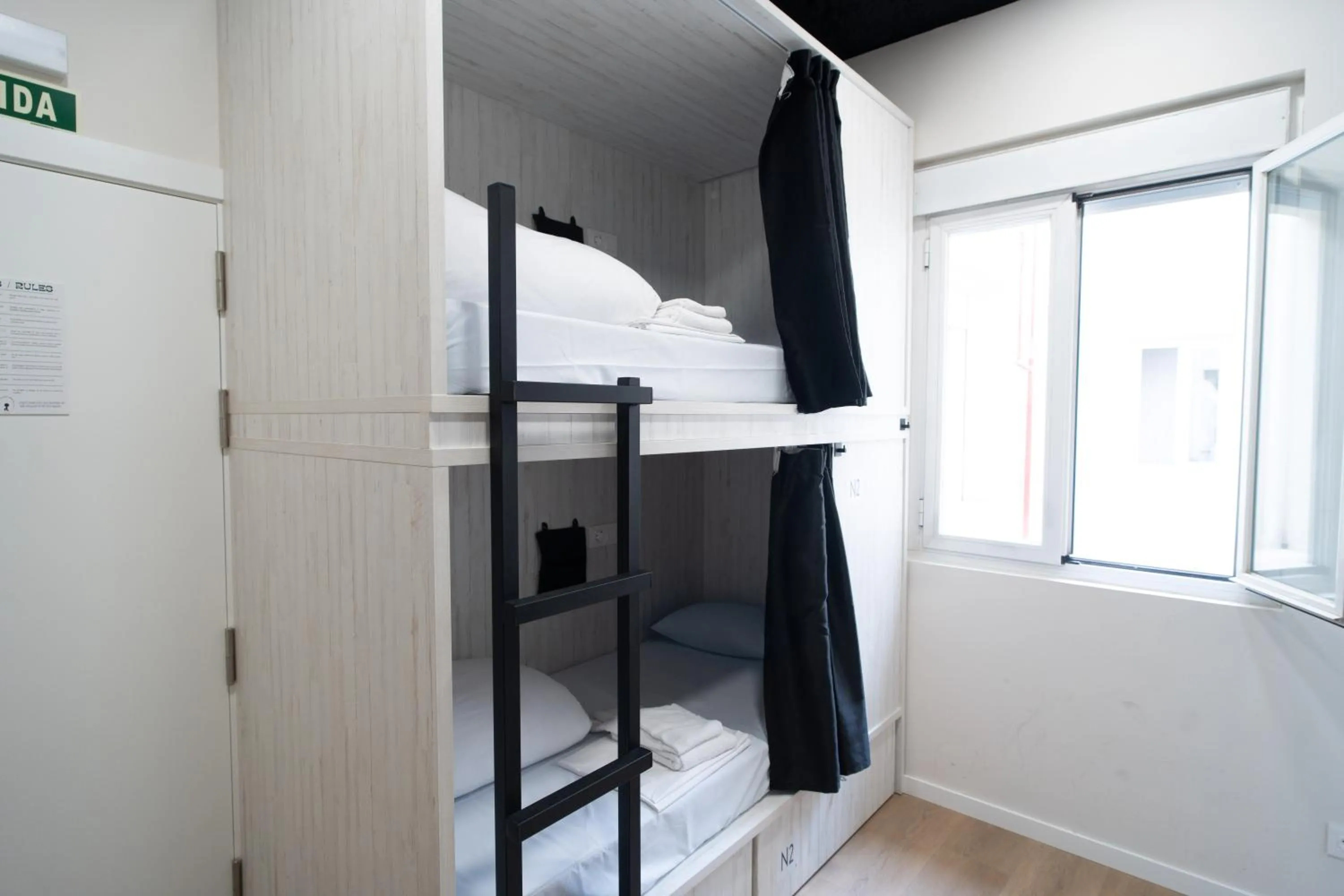 bunk bed, Bed in Adventure Hostel Madrid
