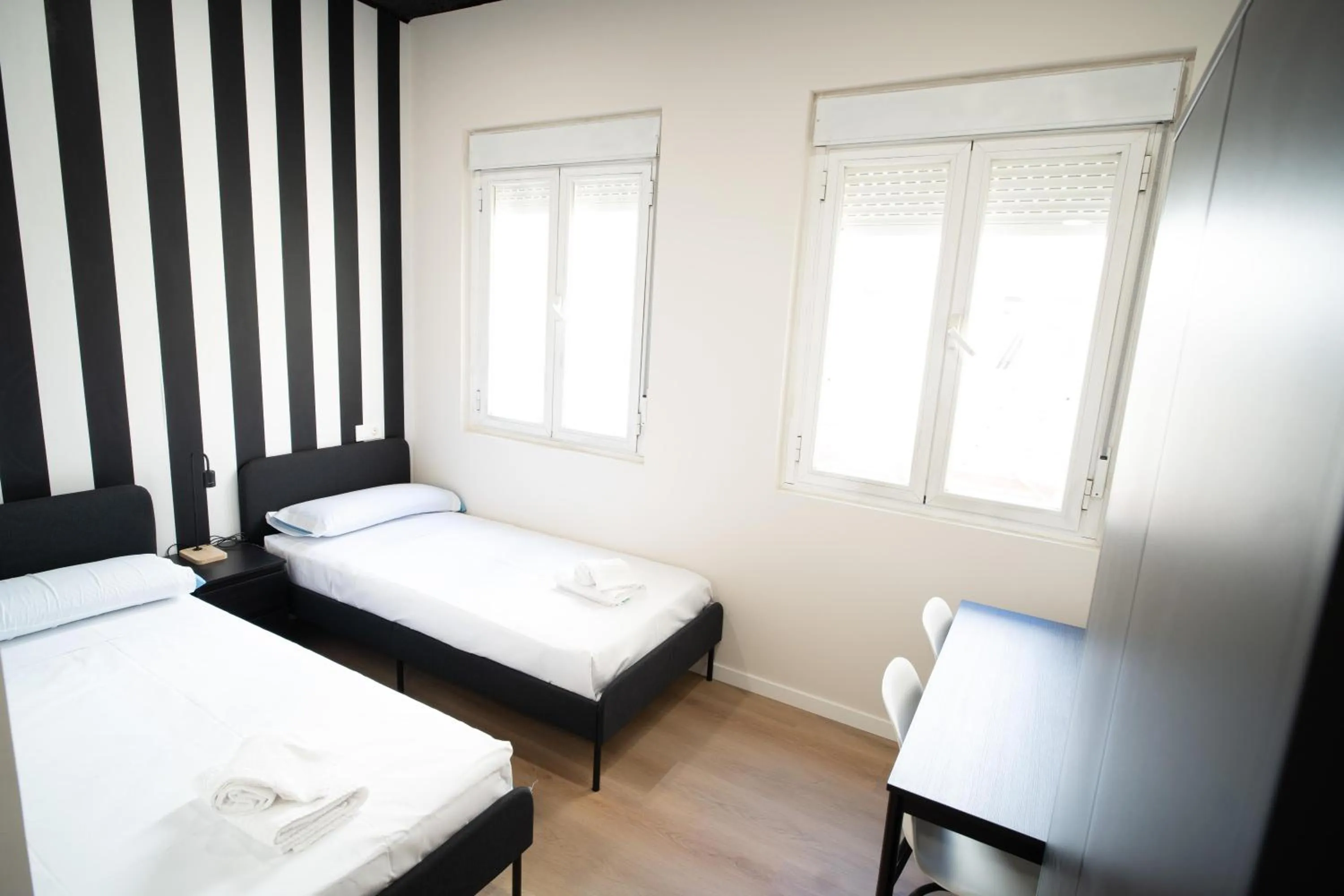 Photo of the whole room, Bed in Adventure Hostel Madrid