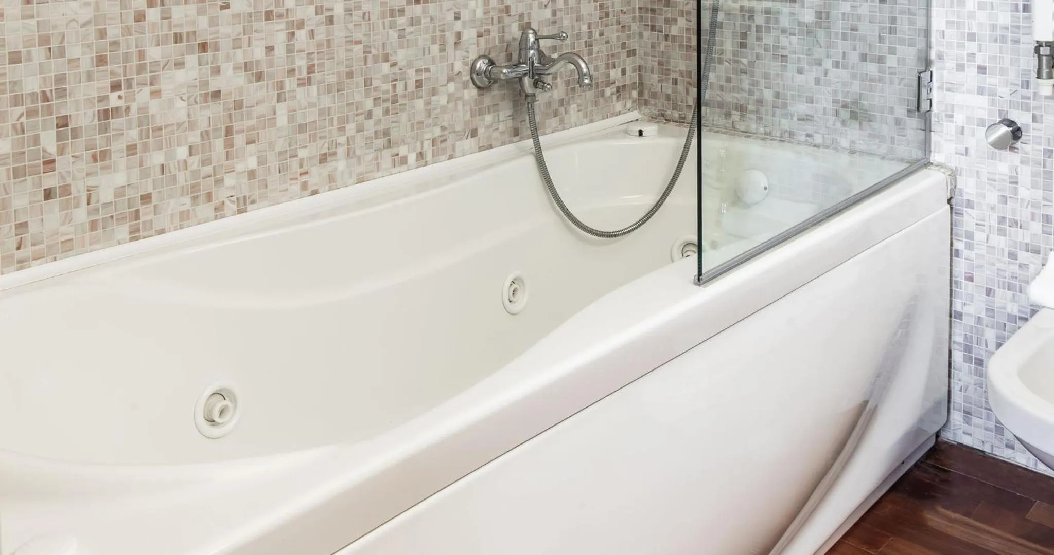 Bath in SeePort Hotel