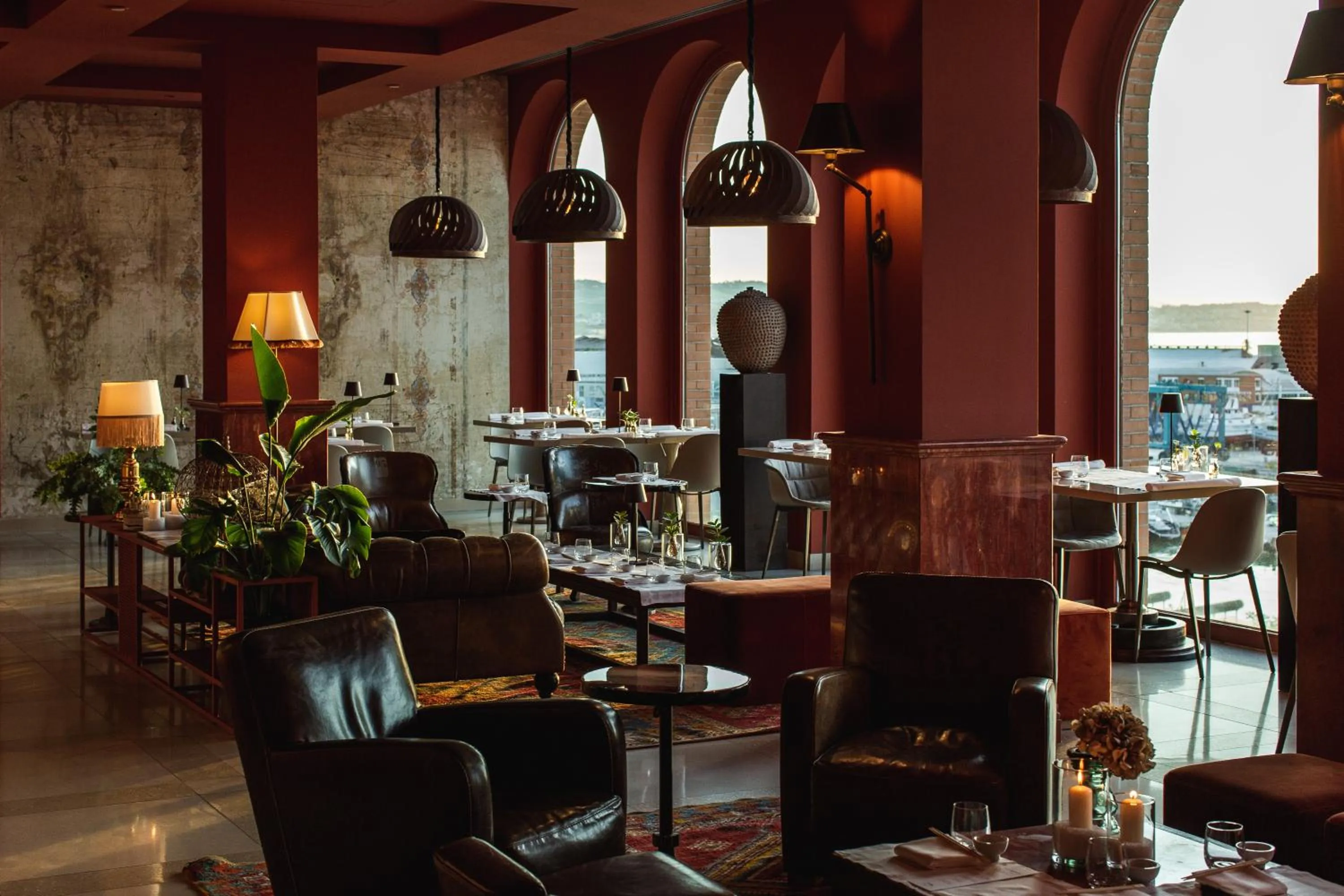 Restaurant/places to eat in SeePort Hotel