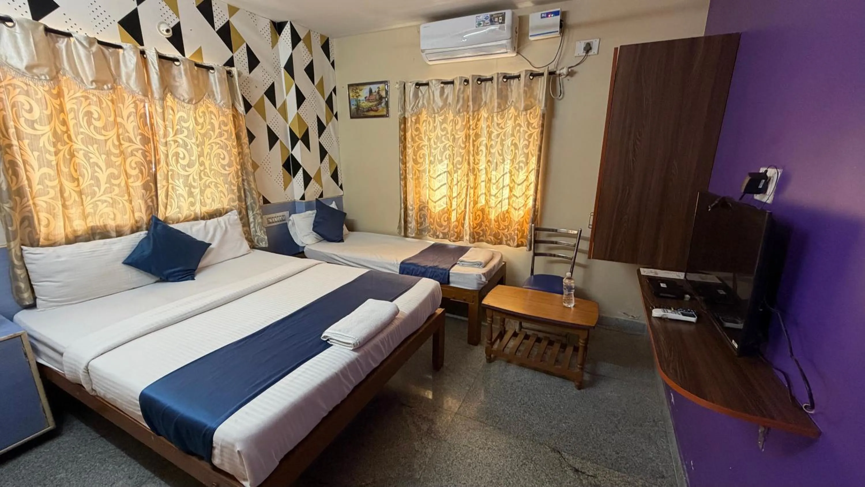 Bed in Hotel Natasha Regency Bangalore Airport